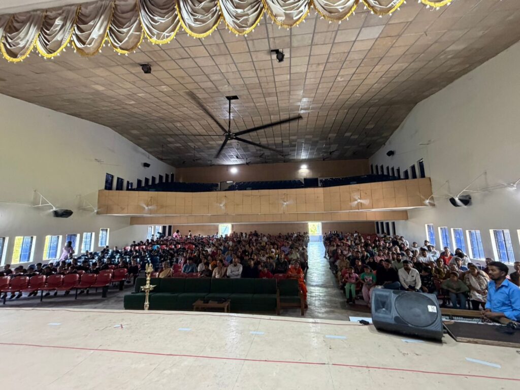 588227fd 6179 4611 8012 38c080fe55f0